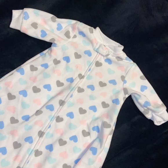 Carters small sleep sack - Picture 2 of 3